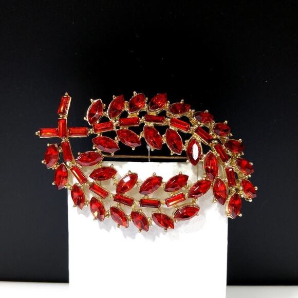 Large Vintage Red Rhinestone Leaf Spray Brooch, 3 1/4 Inches, 1990s - Picture 7 of 7
